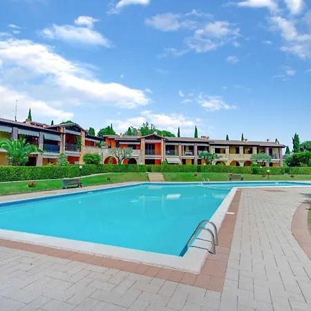 -piscina E Parcheggio- Casa A Pochi Passi Dal Padenghe sul Garda
