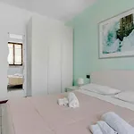 -piscina E Parcheggio- Casa A Pochi Passi Dal Apartament Padenghe sul Garda